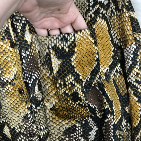 Zara Python Snake Print Button Up Tunic Blouse Top, Silky Lightweight, Pockets S - Picture 6 of 6